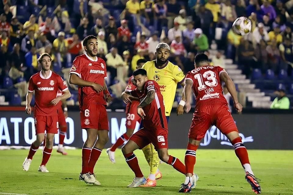 Toluca debe ganar por dos la Vuelta para avanzar.