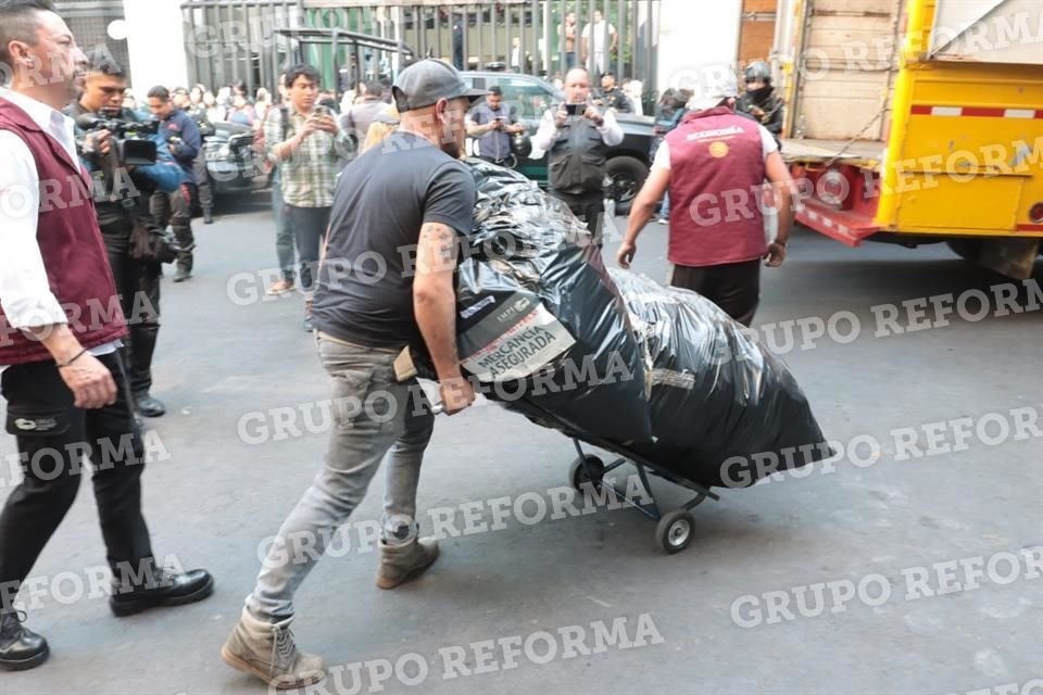 'Al momento, al corte de las tres de la tarde, 90 mil bienes, objetos asegurados', señaló el titular del IMPI.