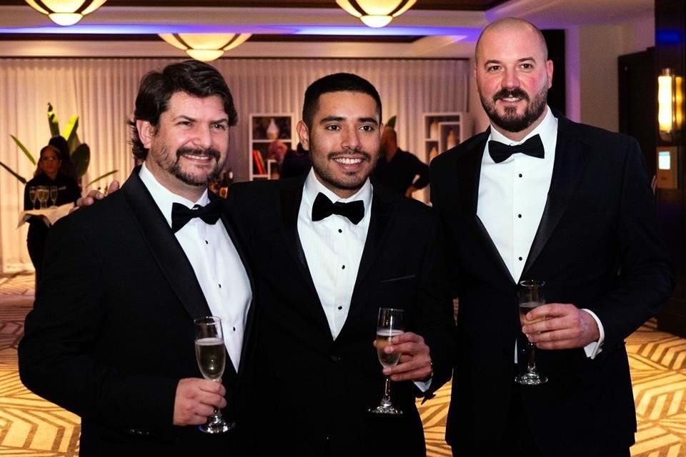 Equipo Chambers: José Maritano, Carlos Contreras y Gianluigi Esposito.