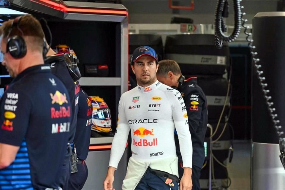 Checo tendrá que venir de atrás en la carrera sprint.