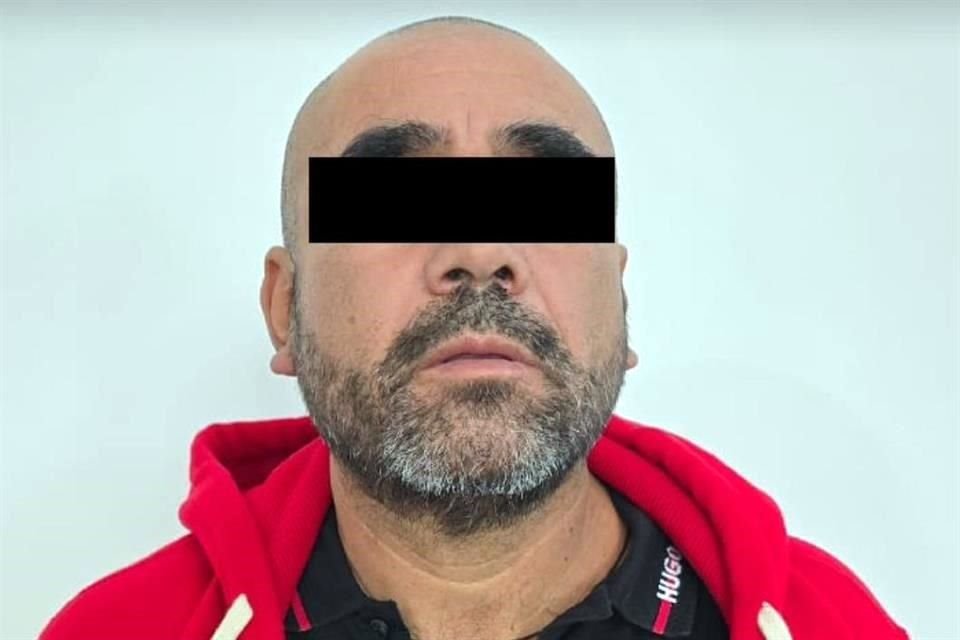 Jaime Becerril Delgado, alias el 'Burras Prietas', presunto líder de una célula delictiva dedicada al robo de autopartes, fue detenido.