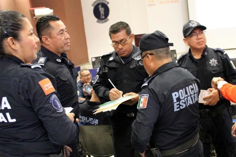 En medio de la narcoviolencia que azota a Tabasco, el Gobernador morenista Javier May reveló que cuentan con un policía estatal de 89 años.