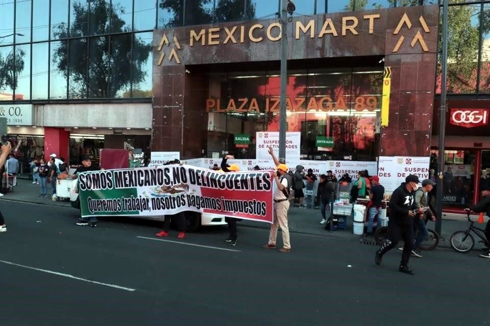 Los comerciantes defendieron el inmueble ante la extinción de dominio anunciada.