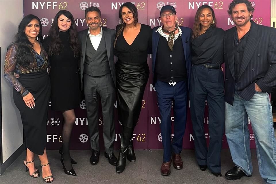 Derbez expresó su asombro por la recepción de la película en festivales como Cannes.