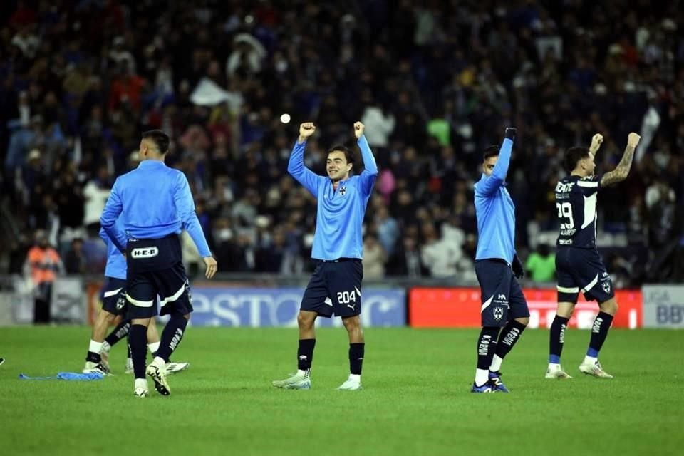 Más de la celebración de Rayados por su pase a la Final.