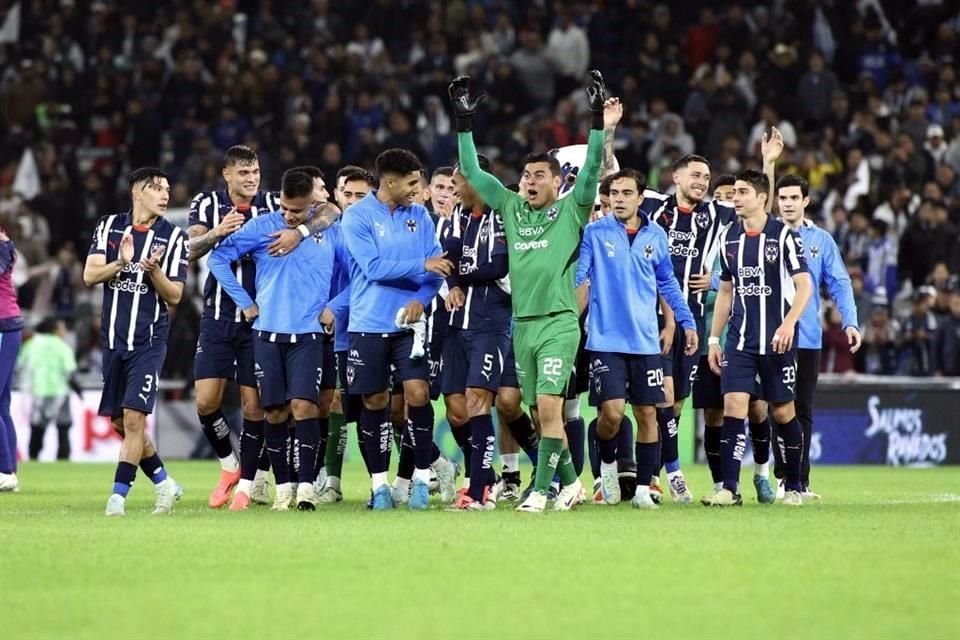 Más de la celebración de Rayados por su pase a la Final.