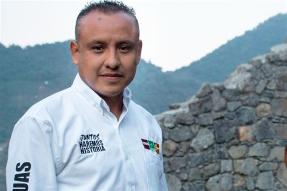 El diputado federal Benito Aguas, del PVEM, murió tras ser atacado a balazos en Zongolica, Veracruz.