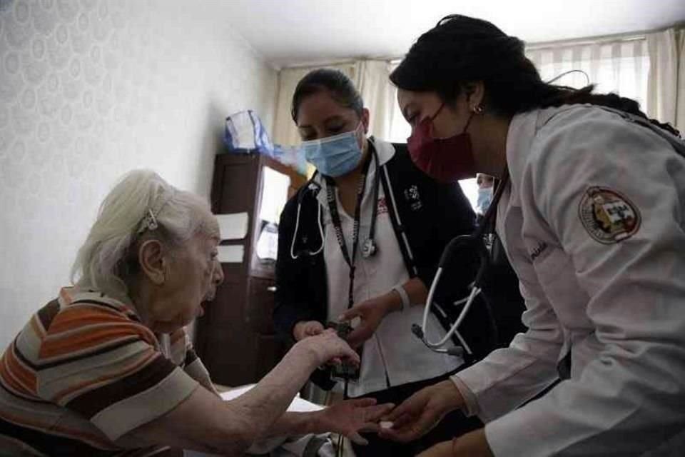 El gasto directo total realizado por los hogares de México en materia de salud aumentó 37 por ciento entre 2018 y 2023, de acuerdo con el Inegi.