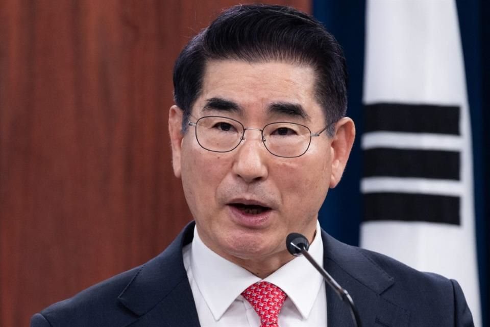 El ex Ministro de Defensa surcoreano Kim Yong Hyun durante una conferencia de prensa en Washington, el 30 de octubre del 2024.