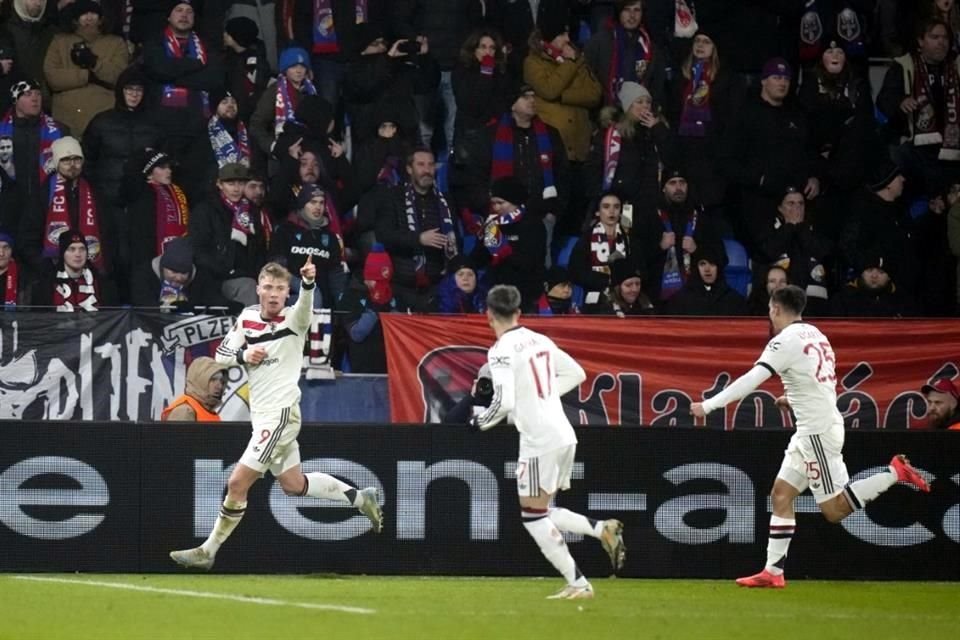 Rasmus Hojlund fue la figura del partido.