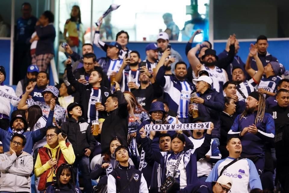 La afición de Rayados deberá ser clave en la vuelta ante América el domingo.