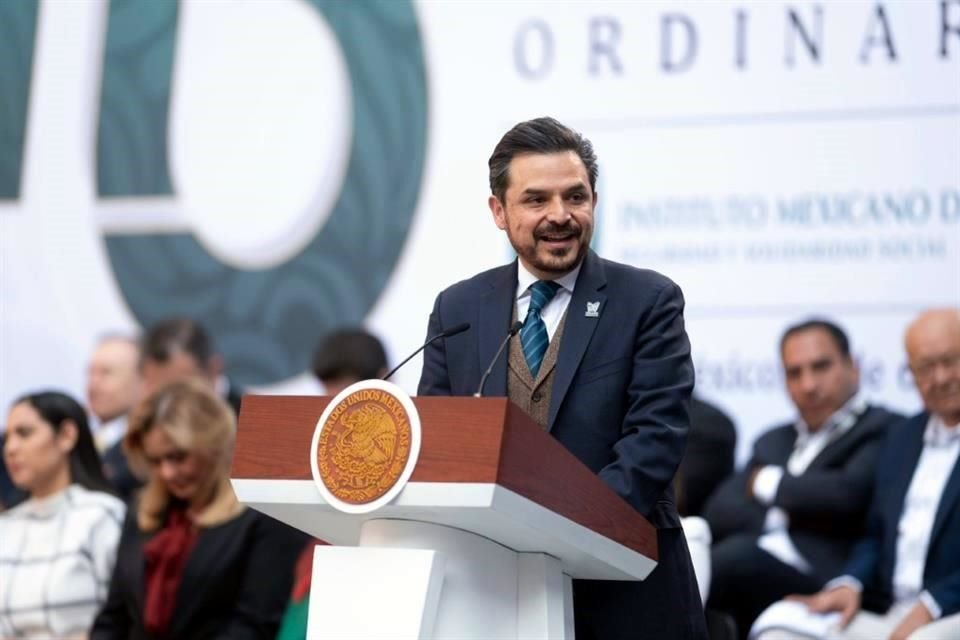 La Asamblea General Ordinaria del IMSS se celebró en Palacio Nacional.