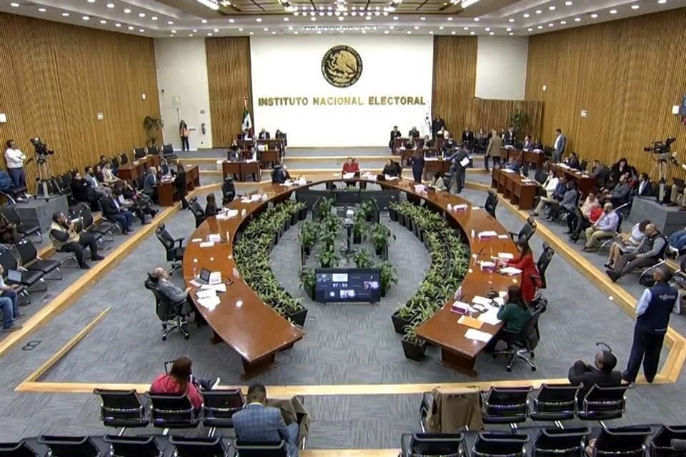 INE determinó que no abrirá la elección en PJ a mexicanos en el extranjero,  al no existir condiciones presupuestales, técnicas ni tiempo.