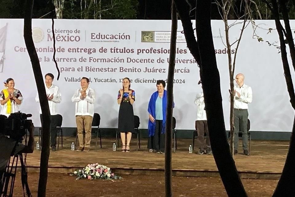 Desde Valladolid, Yucatán, la Presidenta Claudia Sheinbaum dijo que es falso que, como se ha criticado, las Universidades del Bienestar sean de segunda.