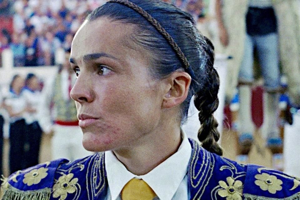 Cate Blanchett y Sienna Miller producen el corto 'Marion', sobre una mujer luchadora en el salto al toro, rumbo a la preselección del Óscar.