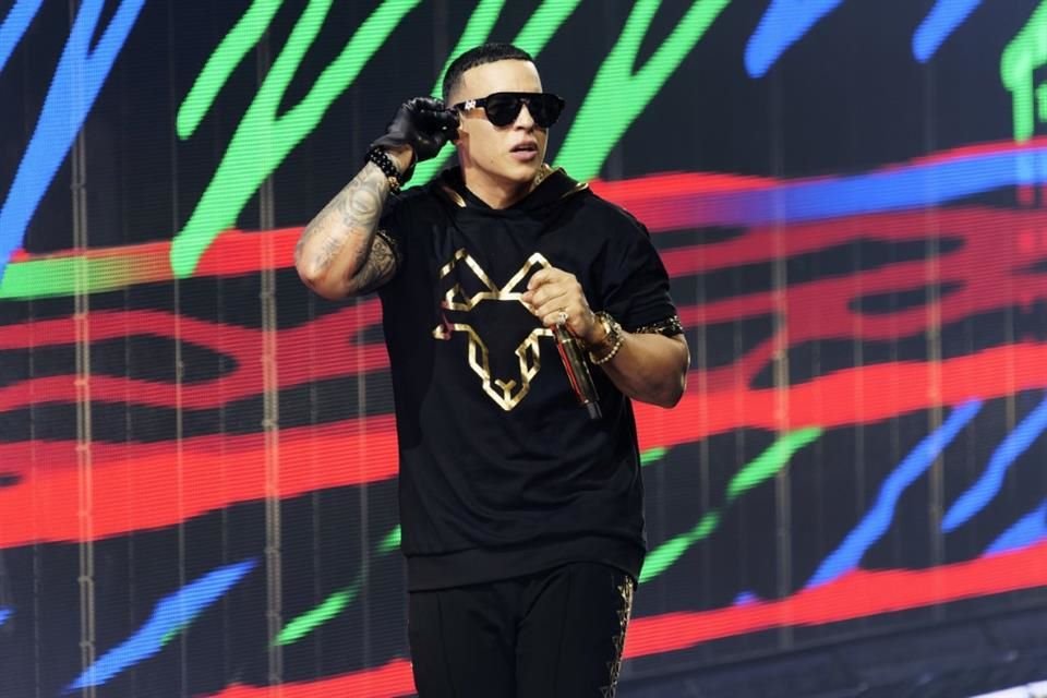 Daddy Yankee presentó una demanda en Puerto Rico en contra de su ex pareja Mireddys González; la acusa de retirar 100 mdd sin autorización.