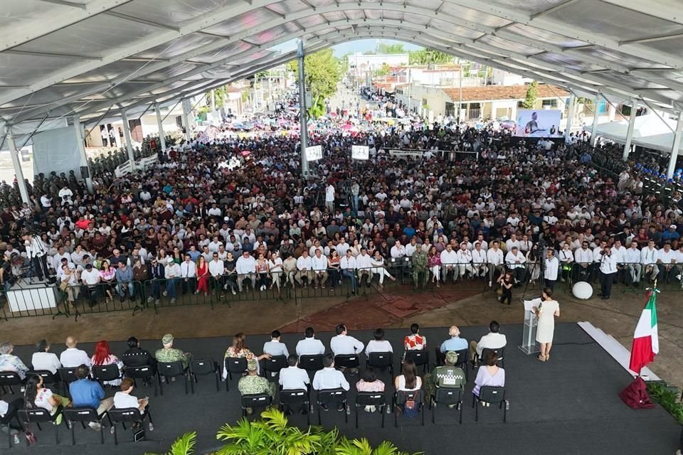 La Presidenta en su mensaje durante la inauguración, a la que también asistieron los Gobernadores de Quintana Roo, Tabasco, Yucatán, Chiapas y Campeche.