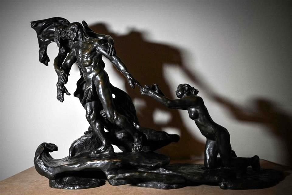 Algunos historiadores de arte consideran que la escultura 'L'Âge mur (La edad madura)', representa la relación tormentosa entre Camille Claudel y Auguste Rodin.