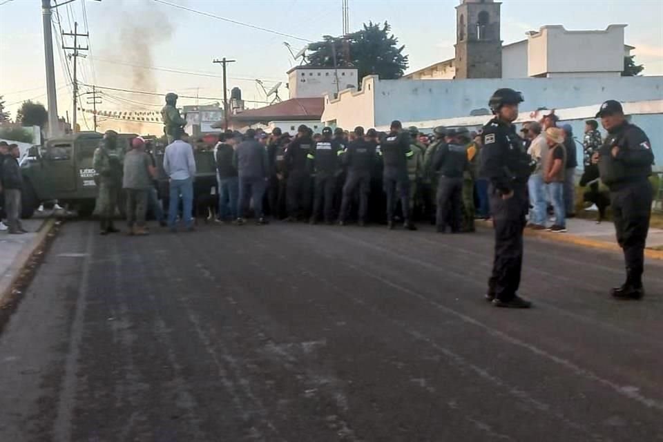 Cuatro presuntos extorsionadores fueron linchados por habitantes de la comunidad de Yebucivi, en Almoloya de Juárez, Edomex.