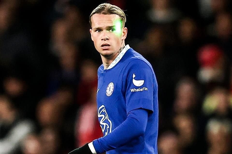 Mykhailo Mudryk no ha respondido a las expectativas con el Chelsea y ahora enfrenta un posible dopaje.