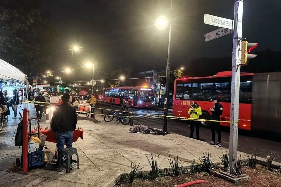 De acuerdo con comerciantes, el adulto mayor sólo se desvaneció.