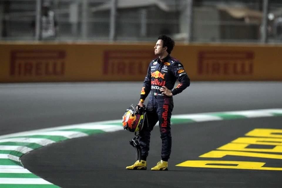 Checo estuvo cuatro años con Red Bull.