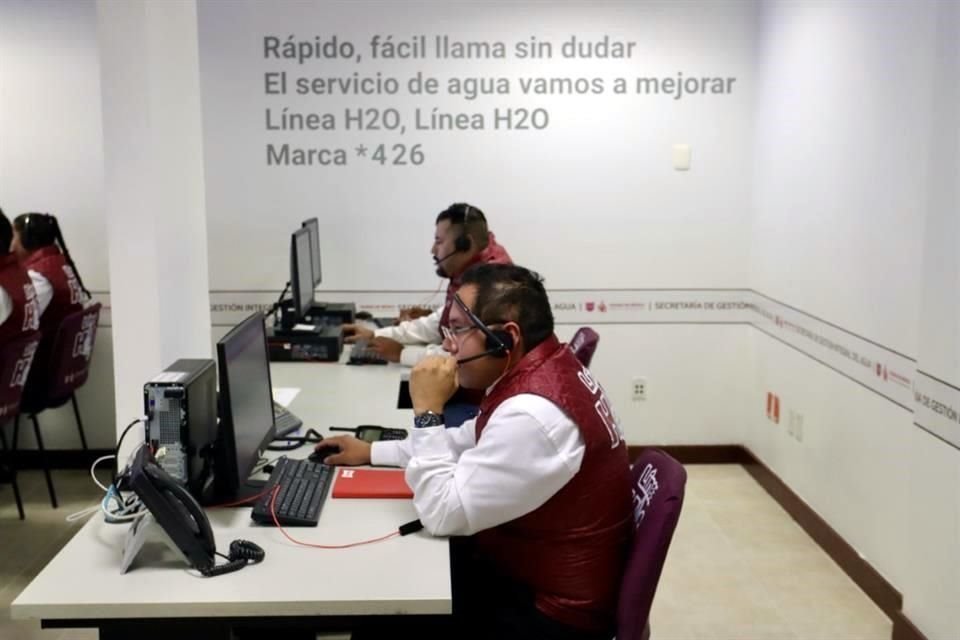 El servicio de atención está disponible en el *426.