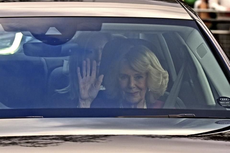 La Reina Camila asistió al tradicional almuerzo previo a Navidad de la Familia Real, celebrado en el Palacio de Buckingham.