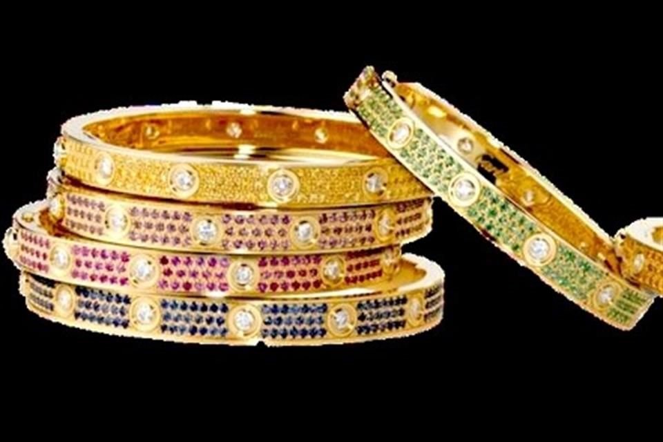 Para celebrar los 100 años de Cartier Estados Unidos, la pulsera LOVE lanza ediciones limitadas, pavé con piedras preciosas de colores.