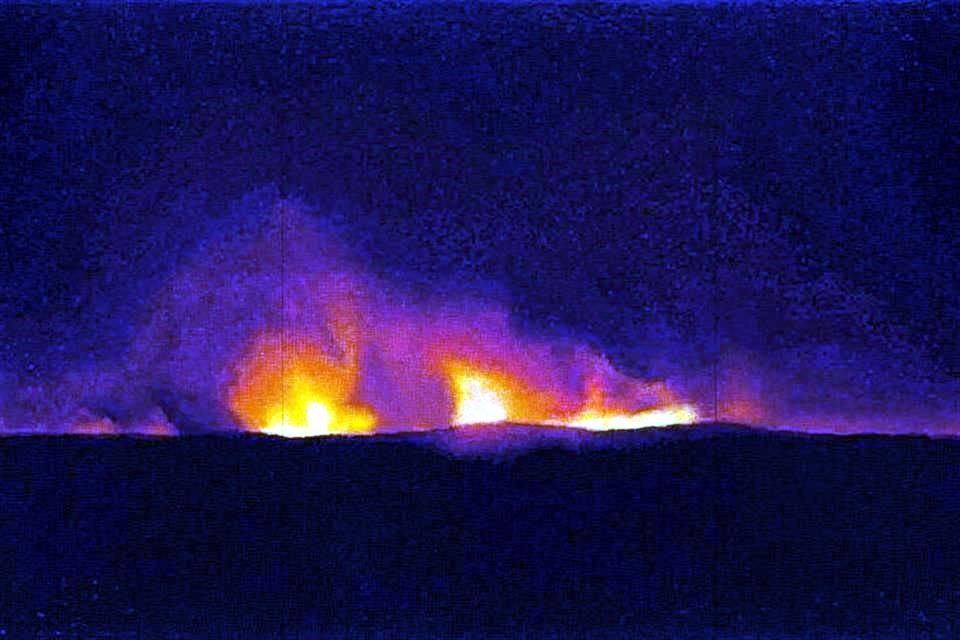 Teresita Fernández exhibe 'Fire (America) 3', una obra de 2016.
