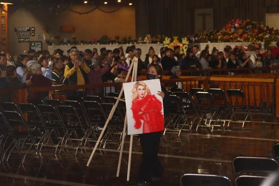 Los aplausos y ovaciones no faltaron al final de la misa.