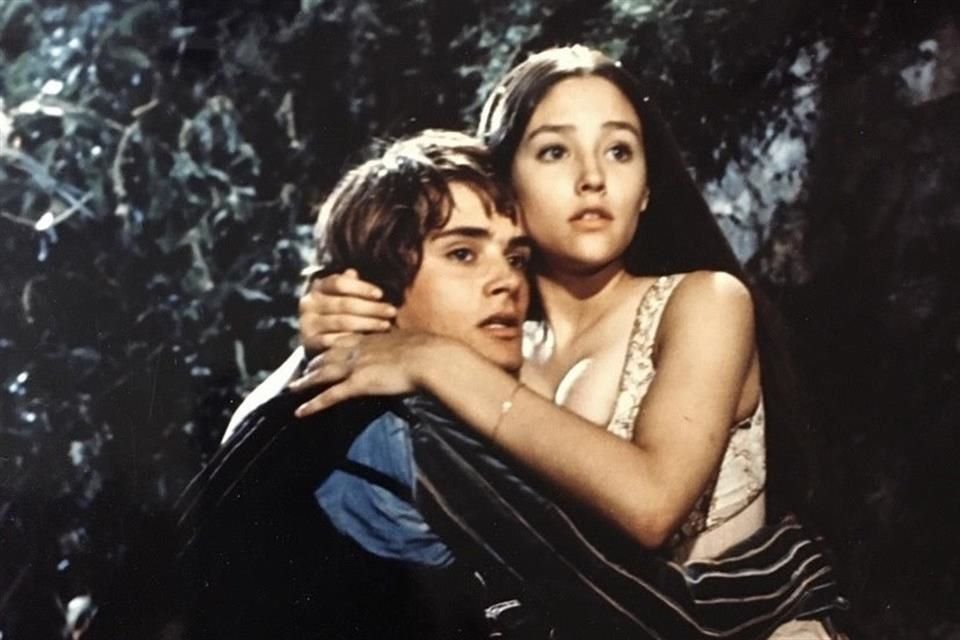 Olivia Hussey, actriz protagonista de 'Romeo y Julieta' (1968), murió pacíficamente en su casa a los 73 años, informó su familia.