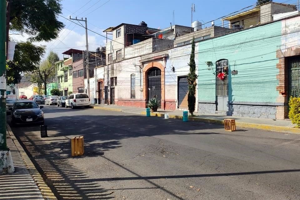 Además de los vieneviene, en la zona de hospitales también padecen por la expansión del comercio informal.