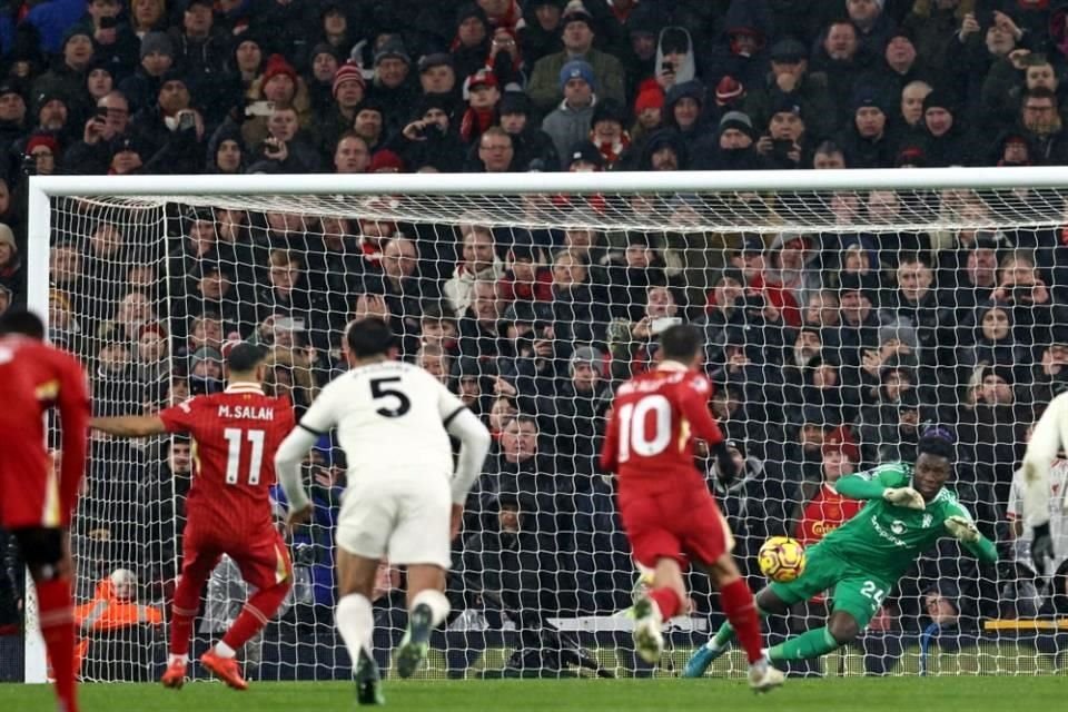 Mohamed Salah había puesto en ventaja al Liverpool con este penal.