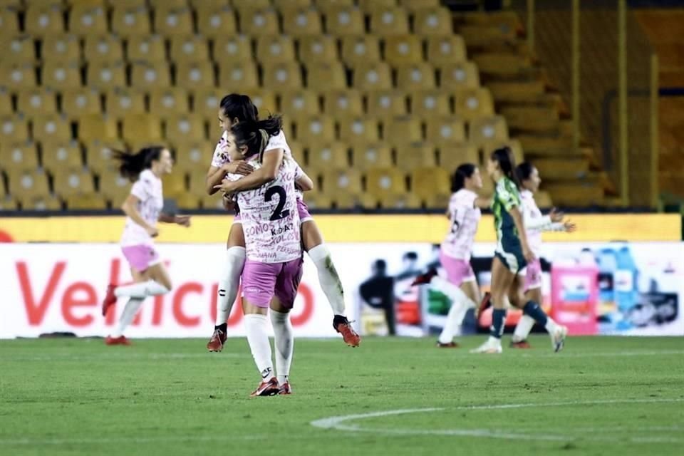 Xolas festejó su primer triunfo sobre Tigres Femenil.