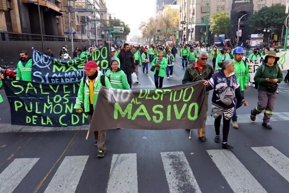 Critican trabajadores de limpieza la eliminación de artículo que incentivaba el mantenimiento de áreas verdes en CDMX.