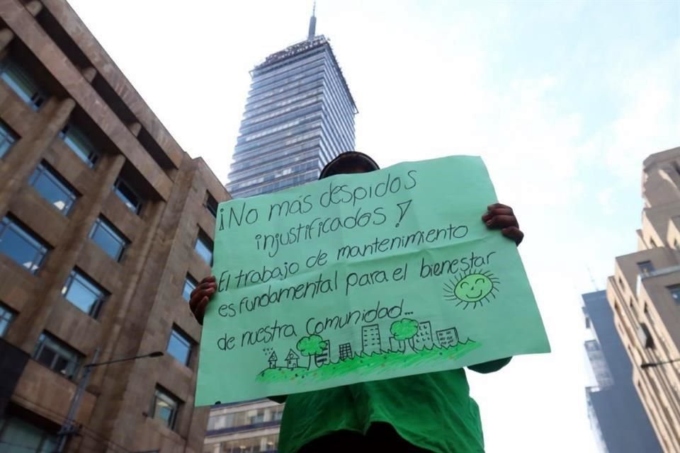 Critican trabajadores de limpieza la eliminación de artículo que incentivaba el mantenimiento de áreas verdes en CDMX.