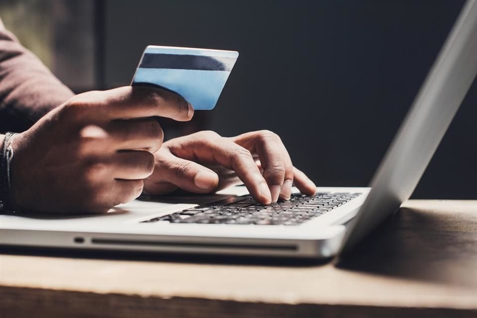 Ante el incremento de compras decembrinas, se prevé que los fraudes en pagos online aumenten 15 por ciento, advirtió la fintech Nuvei.