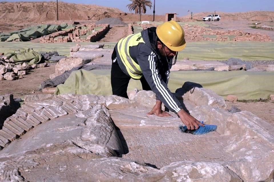 Los especialistas estiman que tomará al menos una década poder ver nuevamente en su integridad las maravillas del palacio del rey Ashurnasirpal II en Nimrud.