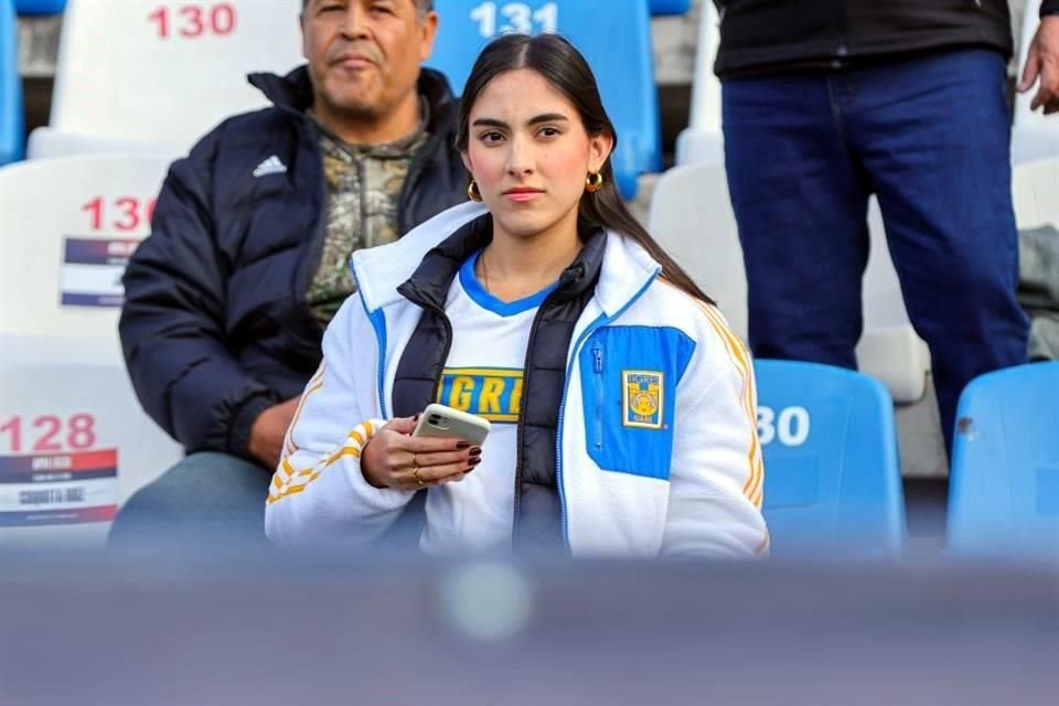 Seguidores felinos no dejaron solo a su equipo en el Estadio Alfonso Lastras.