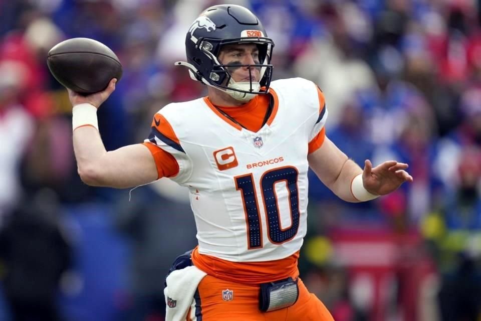 Pese a arrancar con un pase de anotación su aventura en los Playoffs, Bo Nix y los Broncos no pudieron hacer nada ante el dominio de los Bills.