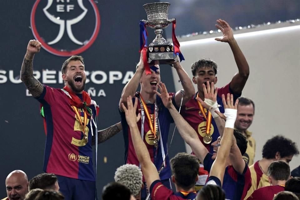 Barcelona derrotó por segunda ocasión en las últimas tres finales de Supercopa al Real Madrid.