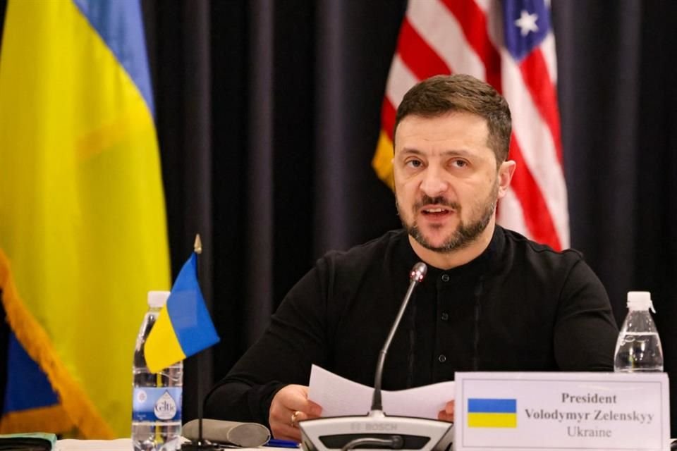 El Presidente ucraniano Volodymyr Zelensky habla durante una reunión en Alemania, el 9 de enero del 2025.