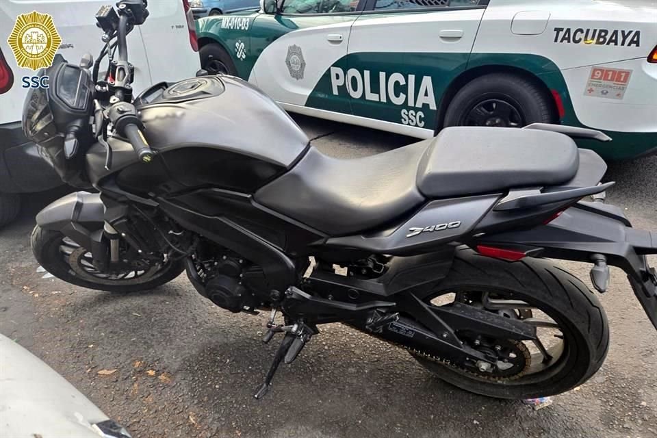 Las mujeres entregaron el dinero al sujeto quien huyó a bordo de una motocicleta que actualmente cuenta con una carpeta de investigación. 