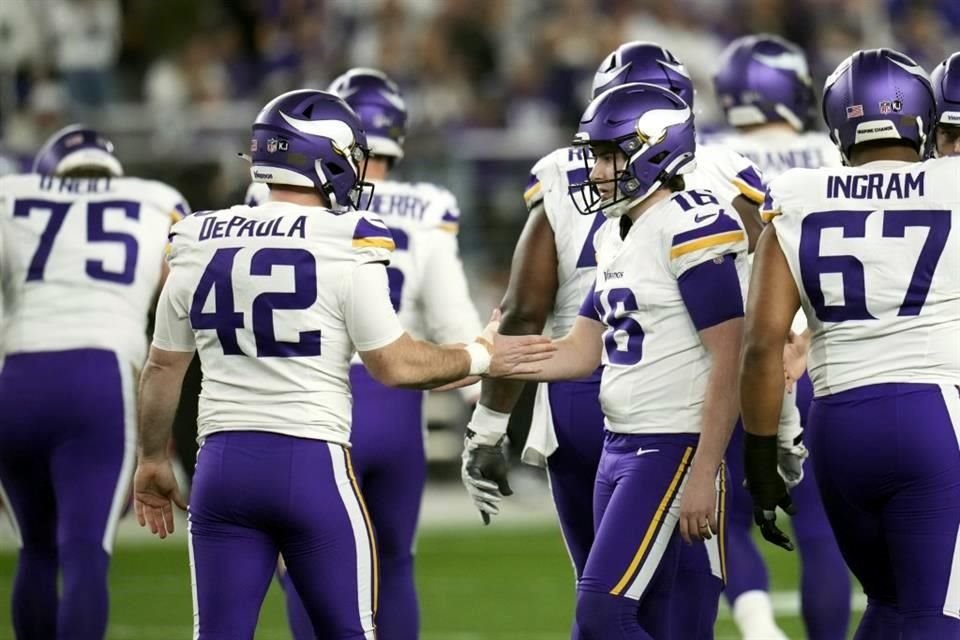 Los Vikings intentaron reaccionar, pero se les hizo tarde y se quedaron en el camino.