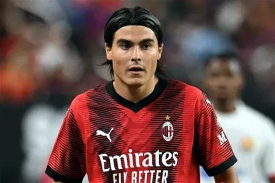 Cruz Azul sedang dalam negosiasi untuk mengontrak Luka Romero, yang dimiliki Milan tetapi dipinjamkan ke Alavés.