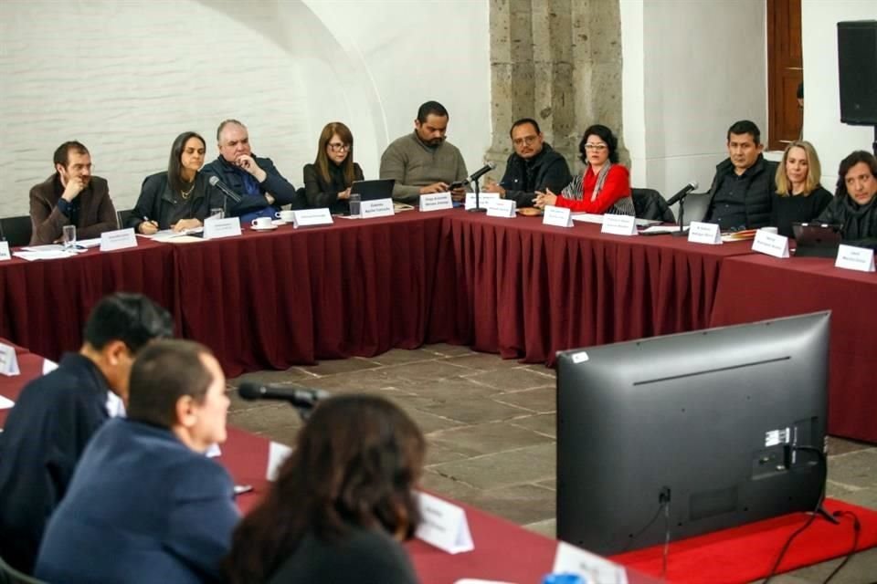 Bajo convocatoria de la Secretaría de Cultura, el Museo Cabañas de Guadalajara fue sede de la mesa 'Políticas cinematográficas, audio visuales y medios  públicos', hacia el aterrizaje de un Plan Sectorial de Cultura.