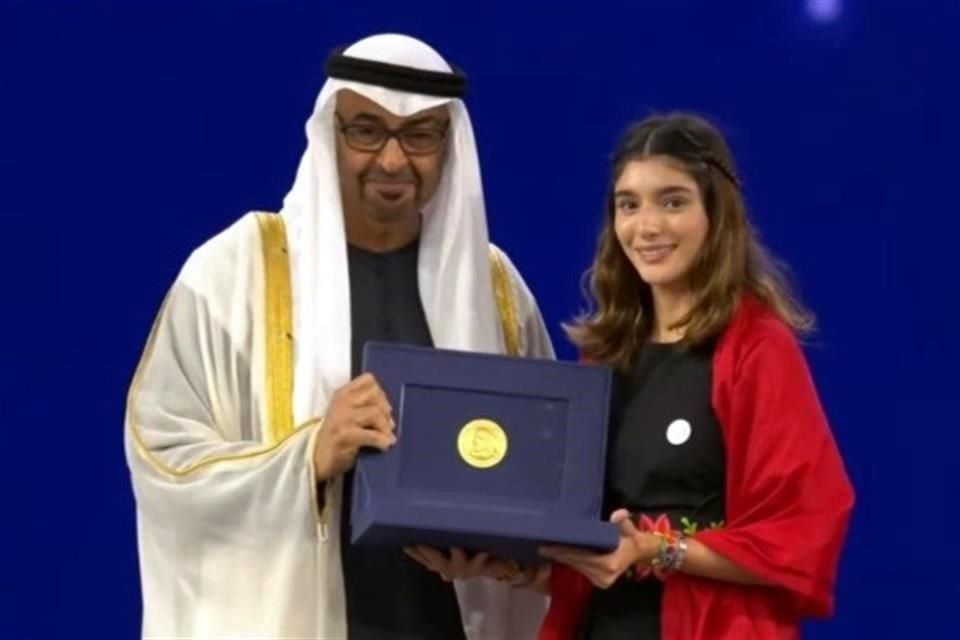 Mohamed bin Zayed, Presidente de los Emiratos Árabes Unidos, estuvo presente en la ceremonia para entregar los premios.