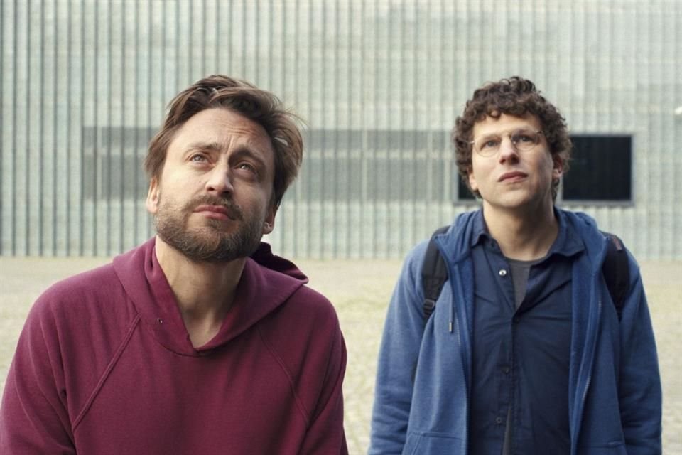 En las categorías fílmicas, los libretos de 'A Real Pain', 'Anora', 'Desafiantes', 'Civil War' y 'My Old Ass' aspiran a llevarse el máximo premio en la categoría de guion original.