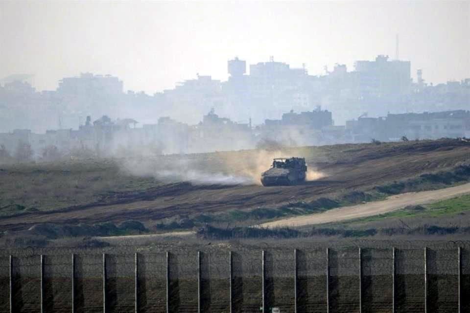 Tropa israelíes en Gaza.